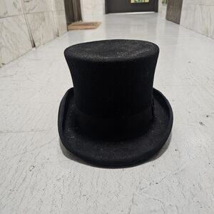 Ferrecci USA Elegant Top Hat - Black...XL